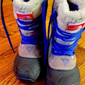 Kids north face waterproof boots